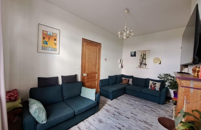 MAISON D'HABITATION + 2 BIENS LOCATIFS ! — photo 5