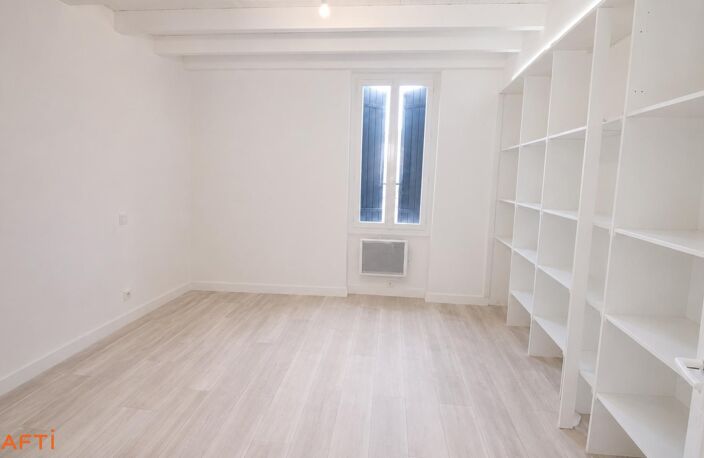 Maison de ville avec extérieur — photo 5