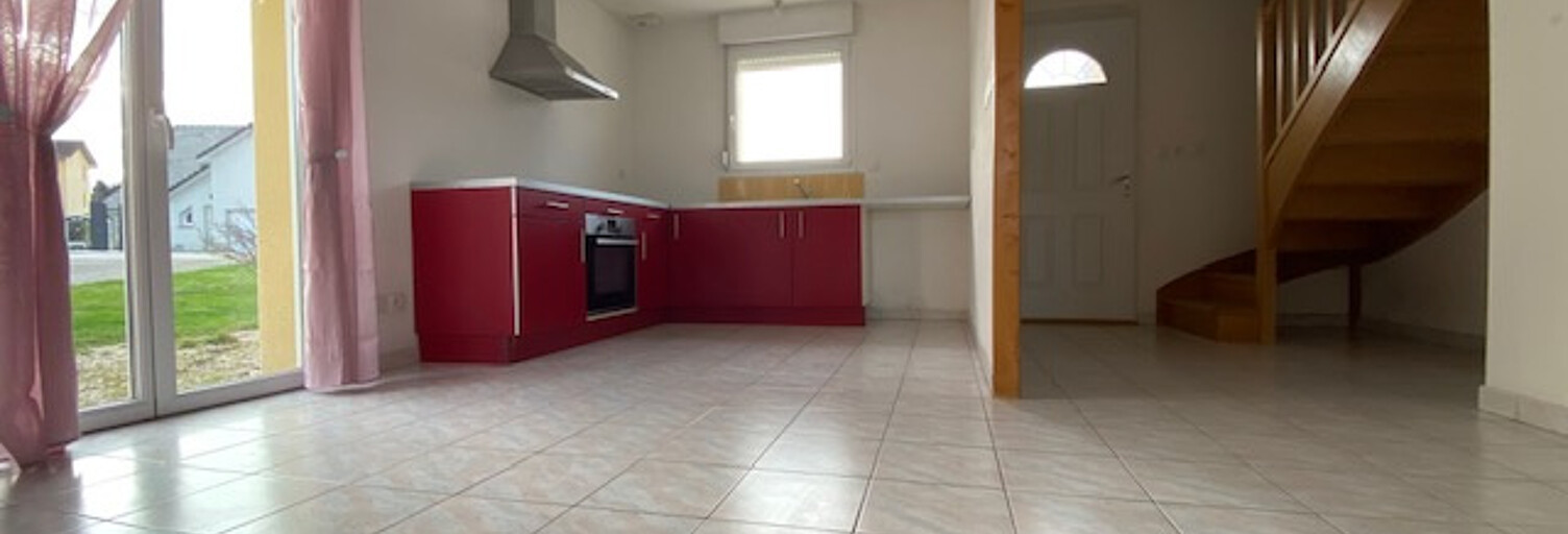 Maison 4 Pièces 73 m² à louer à Charquemont (25140)