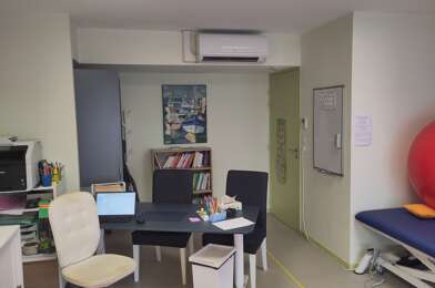 Bureau  675 €
