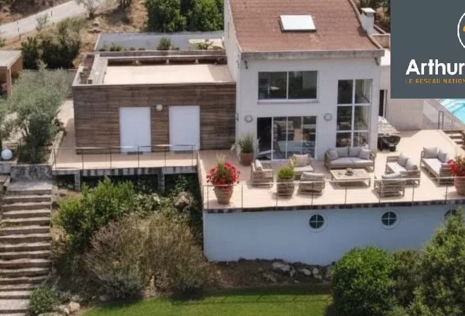 VILLA CALIFORNIENNE CAMPOMORO — photo 1