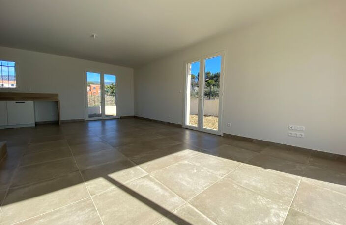 La Motte d'Aigues : location maison T4 avec belle terrasse, — photo 4