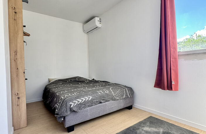 À Vendre   Maison F3 entièrement rénovée à Terre Sainte   Sa — photo 5