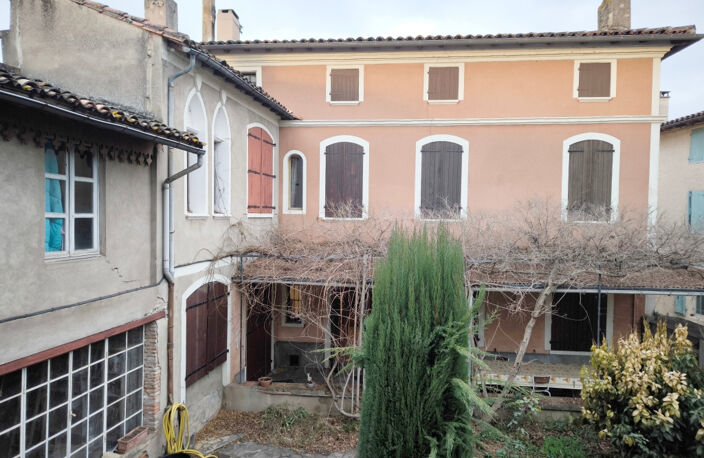 Saint-sulpice centre Demeure de caractère de 300 m2 avec adorable jardin de 100 m2 — photo 4