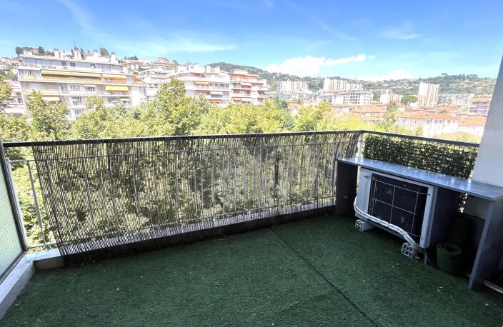 2P NICE  Place Goiran / Haut Cessole — photo 2