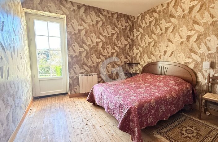 MAISON - 3 PIECES - 67 M² - A VENDRE - MOUTIERS LES MAUXFAITS — photo 5