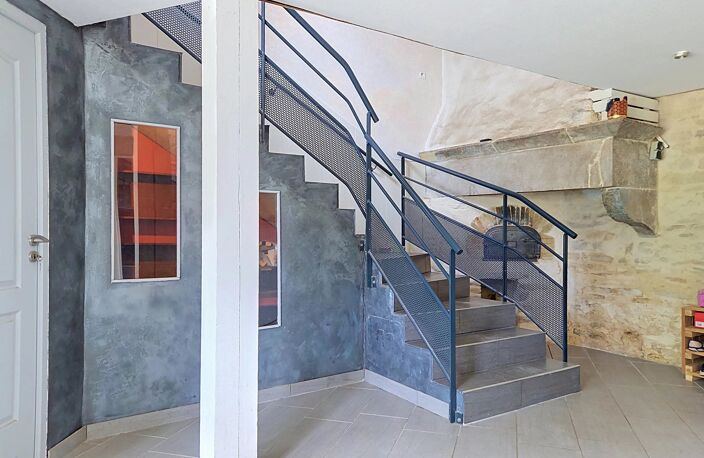 MAISON FAMILIALE 162 M² – 5 CHAMBRES – GRANDE TERRASSE — photo 3