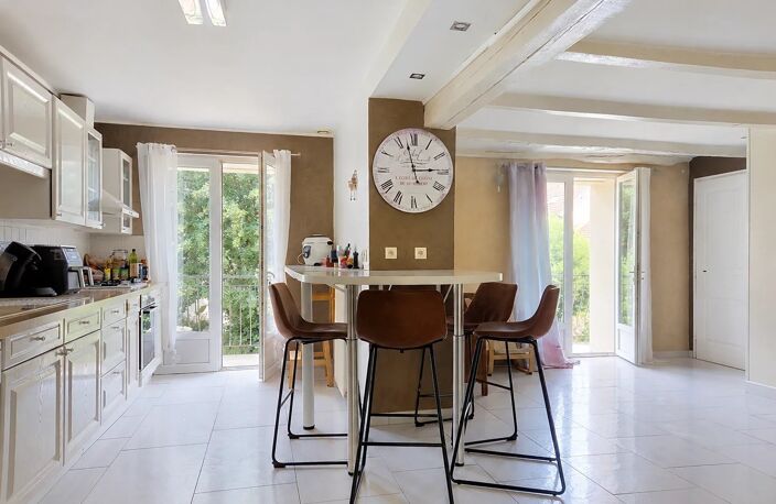 MAISON FAMILIALE 162 M² – 5 CHAMBRES – GRANDE TERRASSE — photo 4