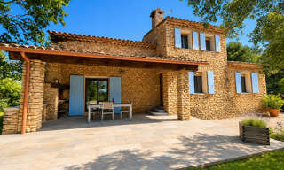 Maison 7 Pièces 136 m² à vendre à Roussas (26230)