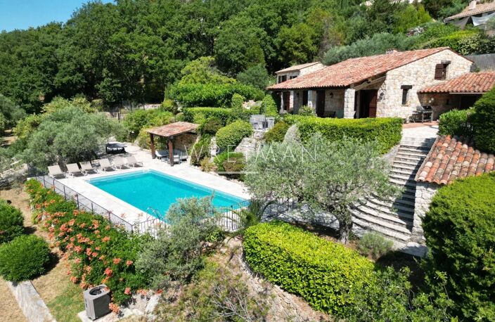 Villa en pierre avec 6 chambres et vue panoramique - SEILLANS — photo 4