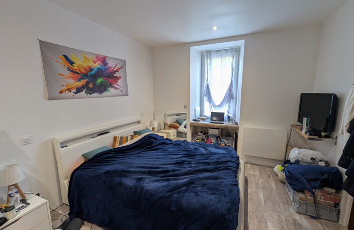AURIAC-SUR-VENDINELLE   Grande maison familiale rénovée avec — photo 5