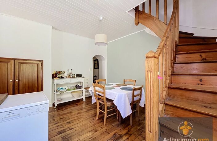 Maison de ville avec terrasse au cœur de Siorac-en-Périgord — photo 5