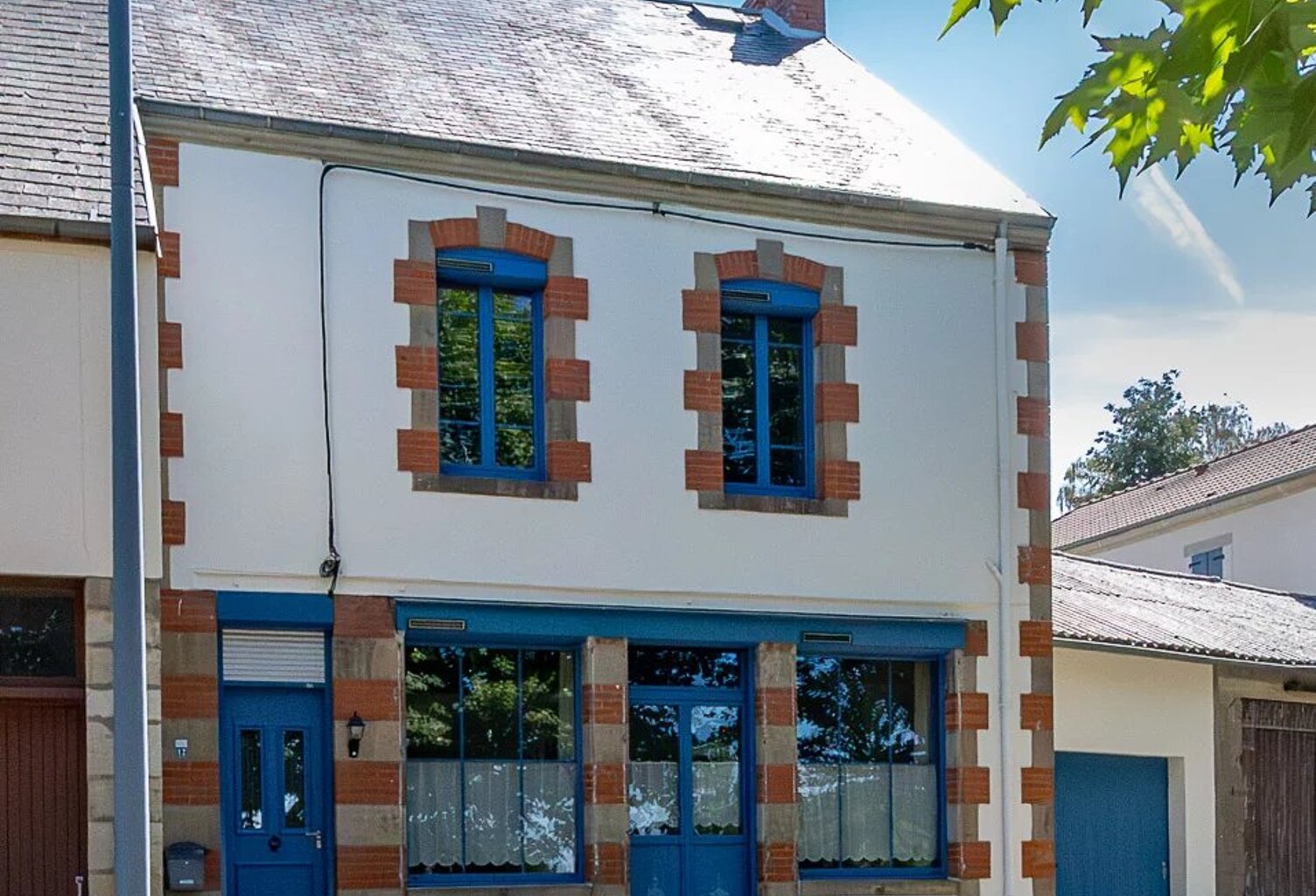 Maison avec jardin et garage à St. Maurice près Pionsat — photo 1