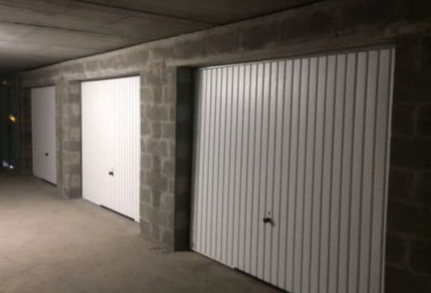 Garage fermé centre ville — photo 1