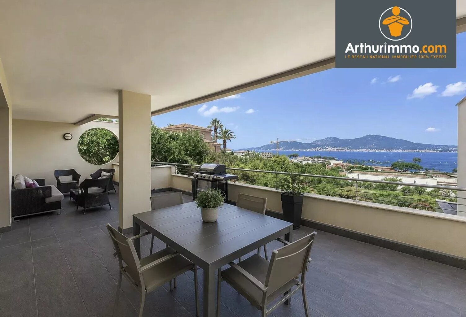 Appartement vue mer au coeur de Porticcio — photo 1