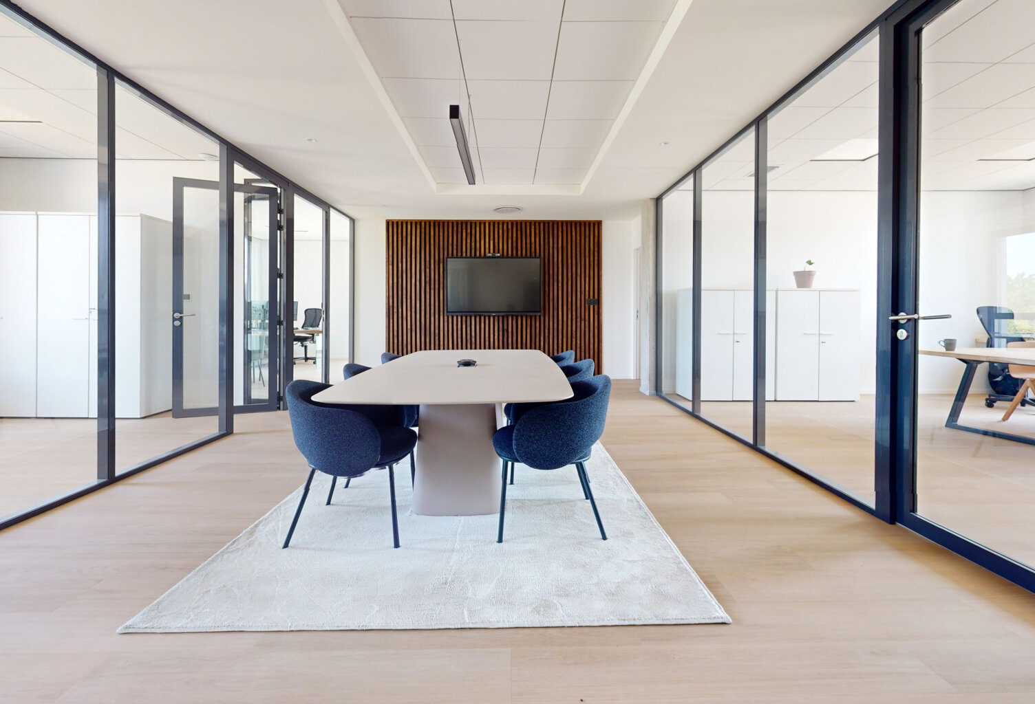 Bureaux neufs de 197 m2 à aménager selon vos besoins - Colom — photo 1