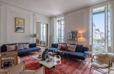 Lyon 2 - Appartement familial de 276 m² - 5 chambres - Étage élevé - Garage — photo du bien