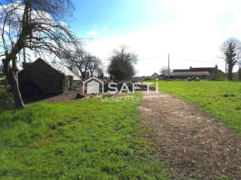 Terrain constructible en campagne de Parcé — photo 1