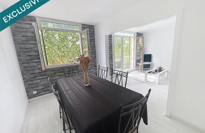 APPARTEMENT T 5 TRES LUMINEUX A PROXIMITE DU RER C — photo 5