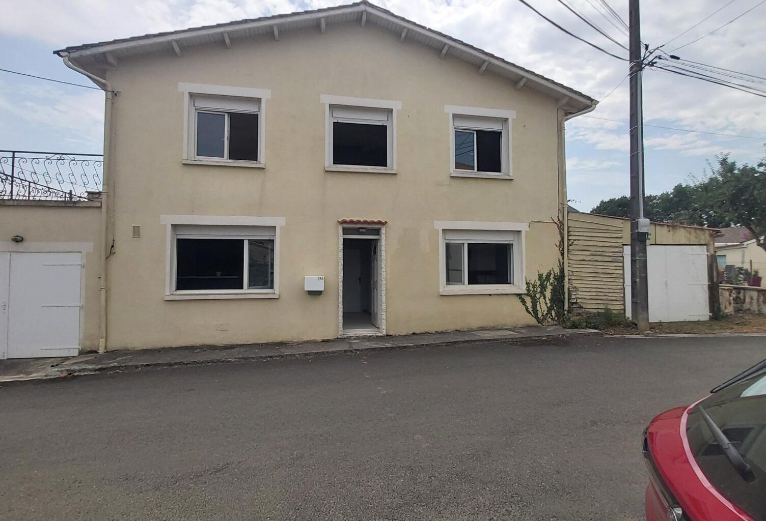 Maison d'habitation secteur calme de Dirac — photo 1