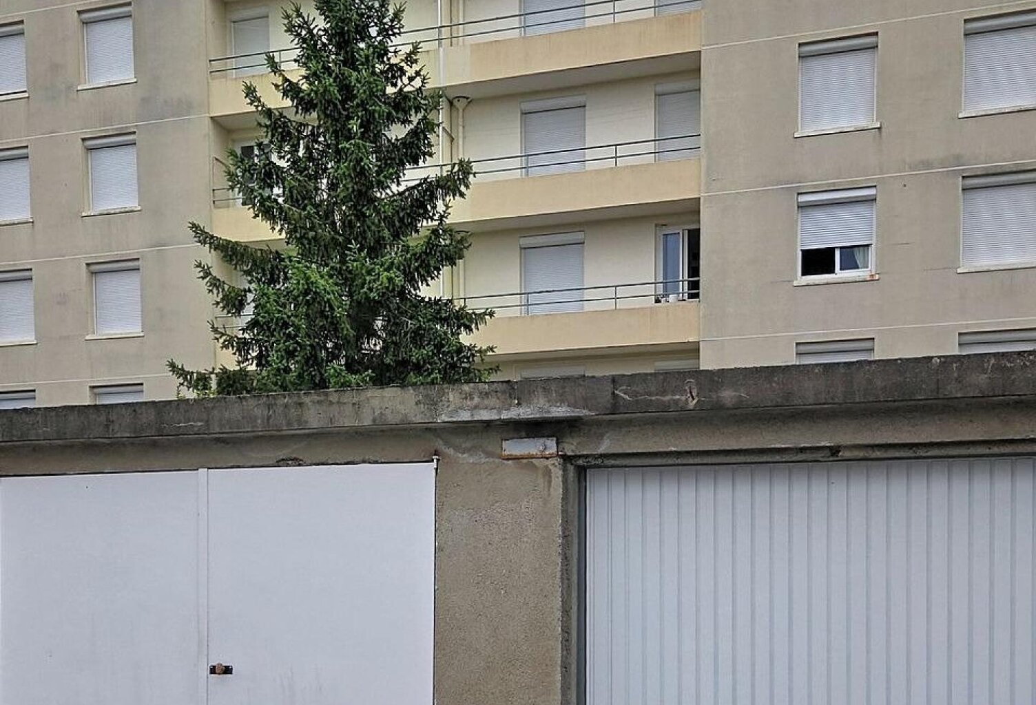 Prêt à mettre ses meubles — photo 1