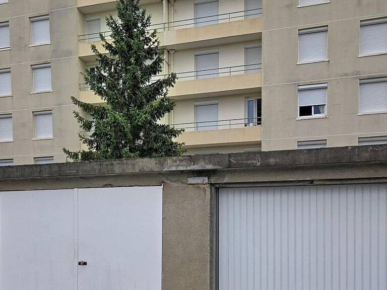 Prêt à mettre ses meubles — photo 1