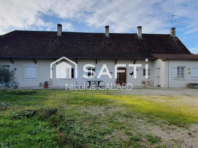 Maison 240m² - 4 chambres — photo du bien