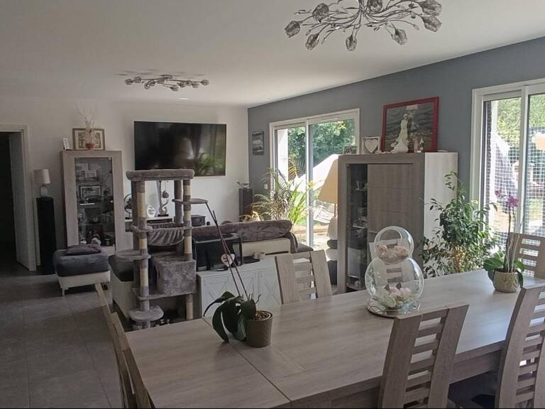 Maison contemporaine de plain-pied  4 chambres  DPE A de l année de construction Saint-Valentin (36) — photo 1