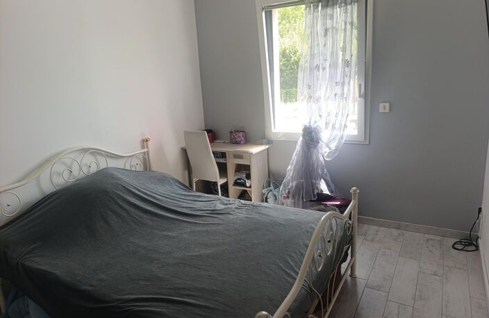 Maison contemporaine de plain-pied  4 chambres  DPE A de l année de construction Saint-Valentin (36) — photo 5