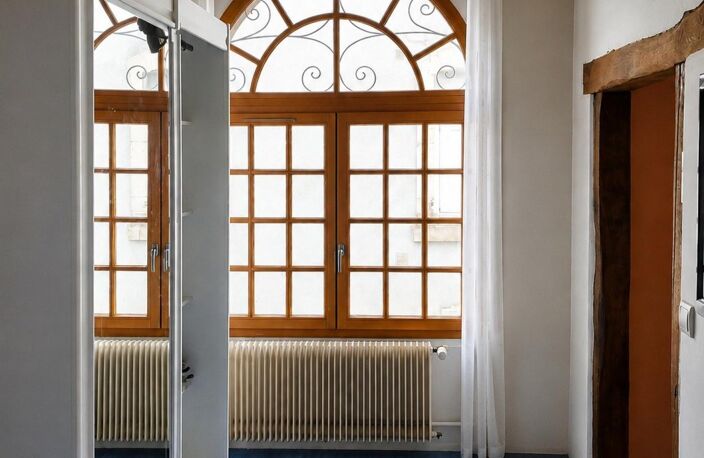 Maison de caractère aux beaux volumes au cœur de Buzançais — photo 5