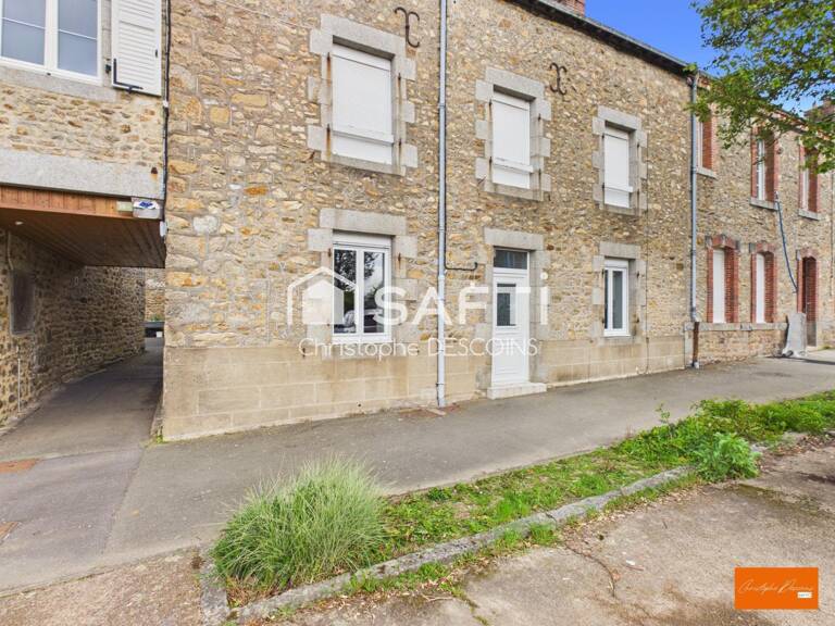 Maison de ville 115 m²  Martigné-sur-Mayenne — photo 1