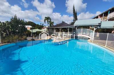 T2 Duplex avec piscine situé à 5 min à pieds de la plage d'une des plus belle plage de l'ile ! — photo du bien
