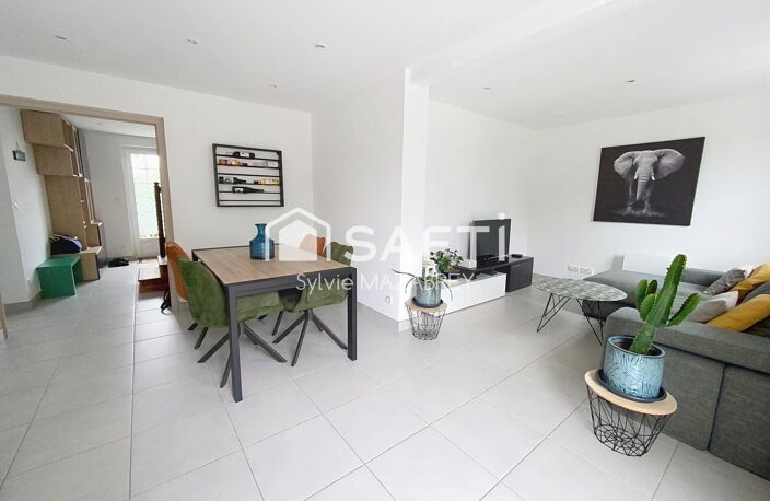 Maison rénovée avec goût dans un environnement paisible et verdoyant — photo 3