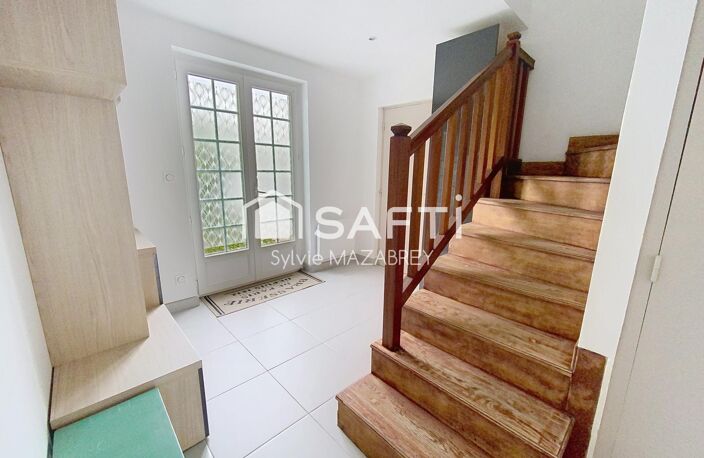 Maison rénovée avec goût dans un environnement paisible et verdoyant — photo 4