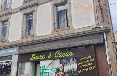 Appartement de type F3 avec cuisine équipée récente avec local commercial au RDC. Pouvant être dissocié offrant la possibilité de faire 2 locations séparer! — photo du bien