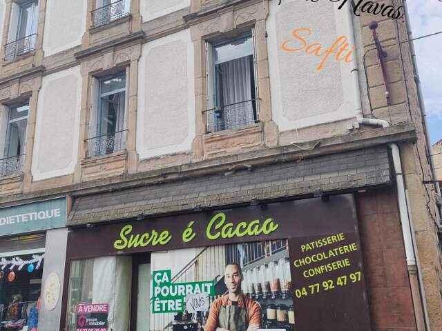 Appartement de type F3 avec cuisine équipée récente avec local commercial au RDC. Pouvant être dissocié offrant la possibilité de faire 2 locations séparer! — photo du bien