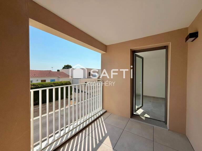 T3 LUMINEUX AVEC BALCON  RÉSIDENCE RÉCENTE  2 PARKINGS — photo 1