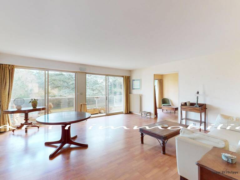 Grand appartement 109m2  3/4 Chambres  cave  box privé 2 voitures - Résidence privée. — photo 1