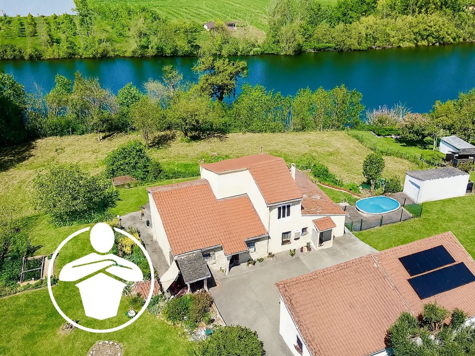 Maison 10 pièces 157 m² · à Sainte-Livrade-sur-Lot · 157 m² · 266 900 €