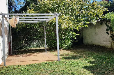 Maison 7 pièces 2250 €