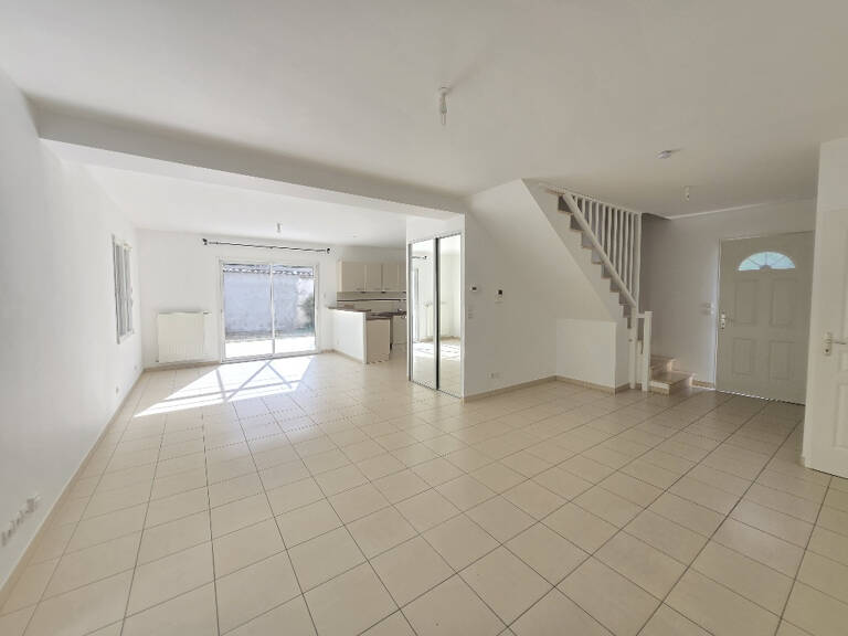 Villa type 7 de 130 m2 hab. implantée sur Terrain clos de 43 — photo 1