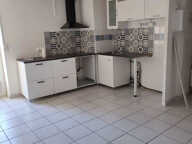 Location appartement non meublé T2 de 52m2 avec terrasse au — photo 3