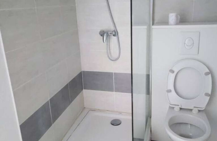 Location appartement non meublé T2 de 52m2 avec terrasse au — photo 5