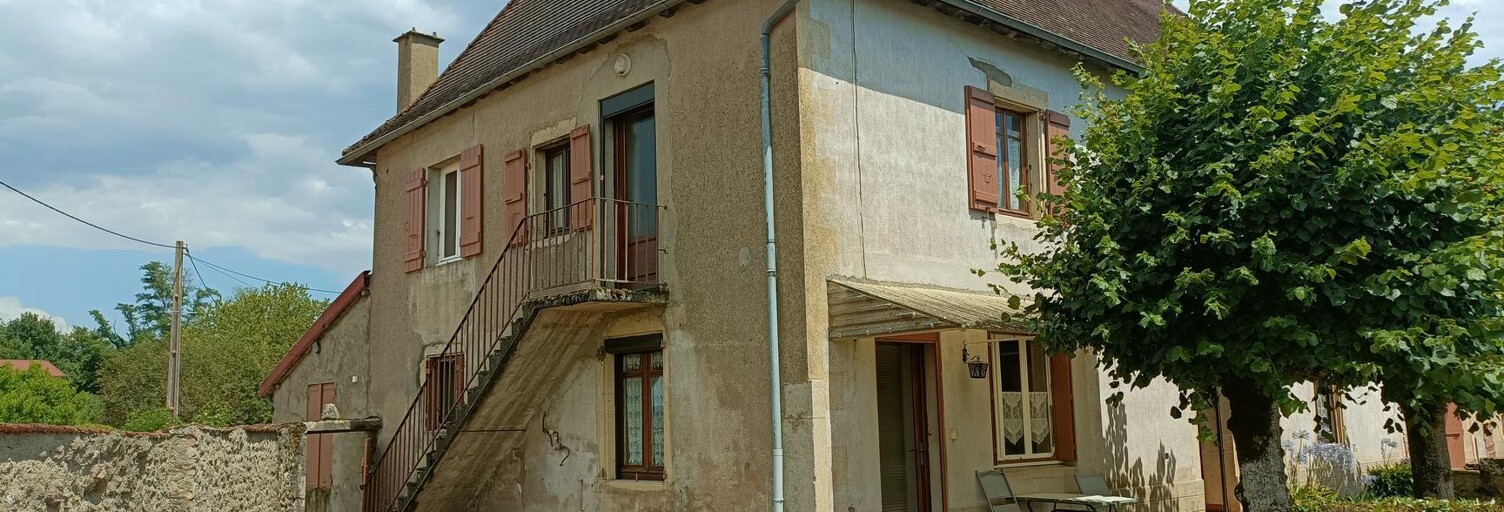 Maison 11 Pièces 225 m² à vendre à Chauffailles (71170)