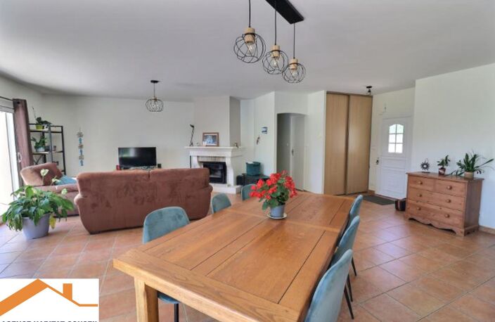 Vente maison 5 pièces 122 m² Bellevigny (85170) — photo 2