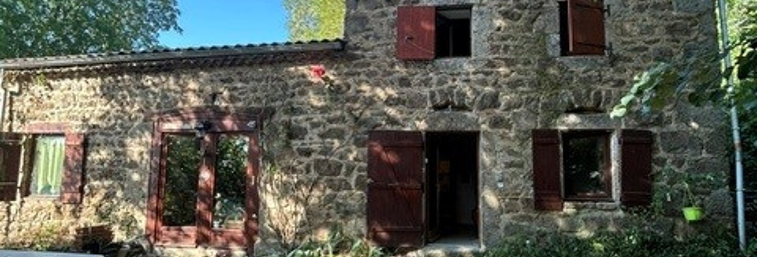 Maison 12 Pièces 209 m² à vendre à Vanosc (07690)
