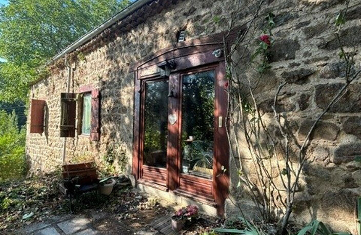 Propriété en Pierre 90m2 avec dépendances à VANOSC — photo 2