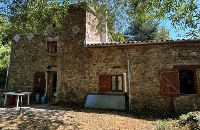 Propriété en Pierre 90m2 avec dépendances à VANOSC — photo 3
