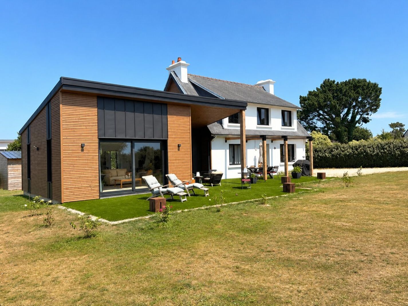 Maison Atypique rénovée et extension