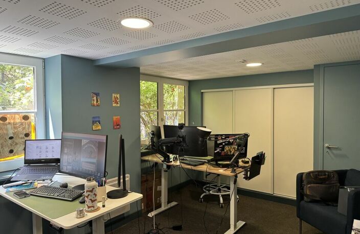 LOCAL COMMERCIAL / BUREAUX à LOUER — photo 3